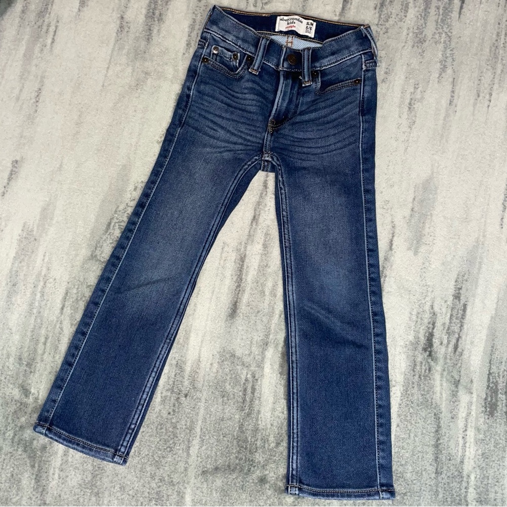 👍🏼👖ABERCROMBIE KIDS Sweatpant Stretch⭐️LIKE NEW!⭐️Size 5/6💙